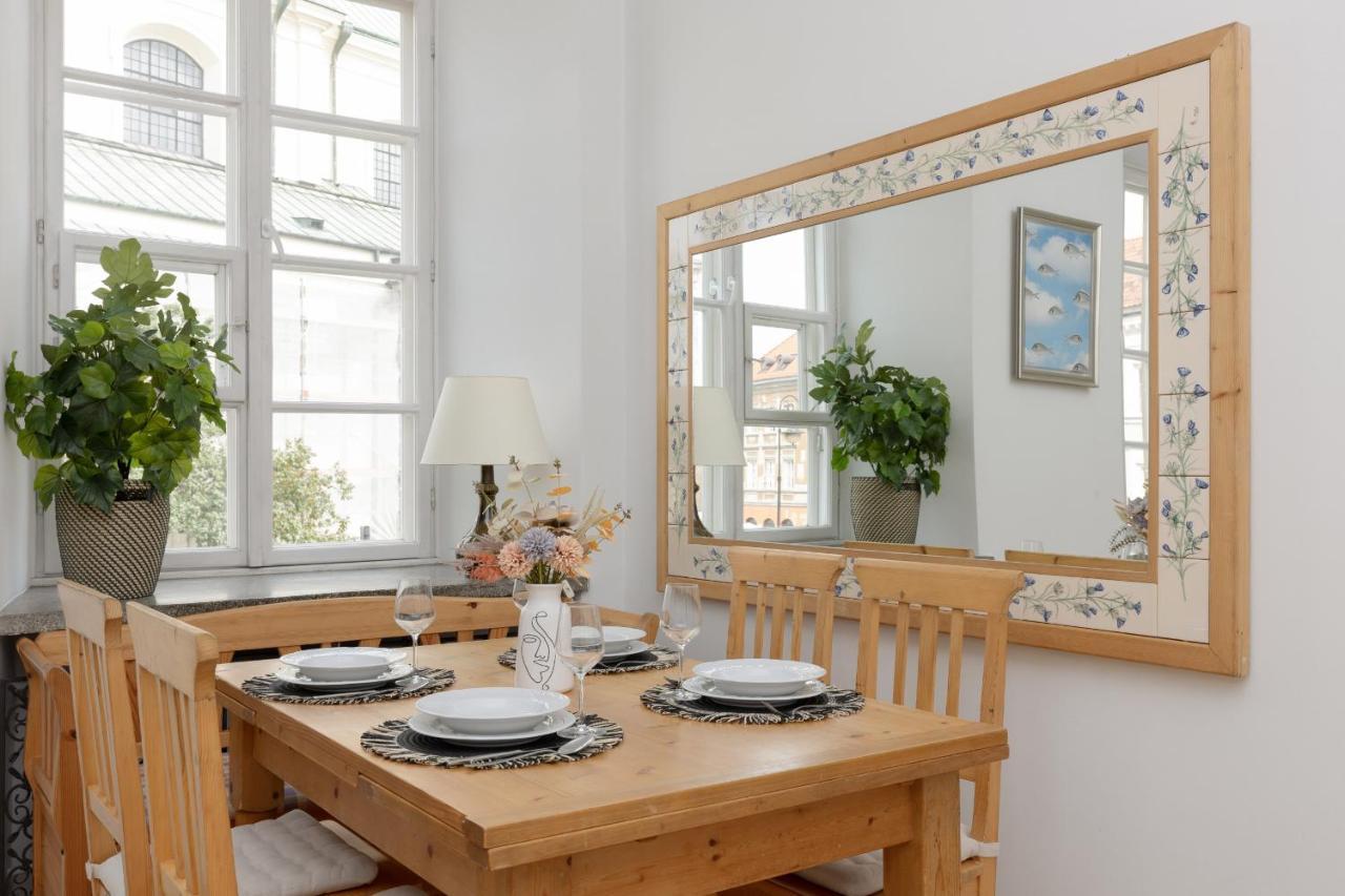 Family Apartment Freta Warsaw Old Town By Noclegi Renters Eksteriør billede